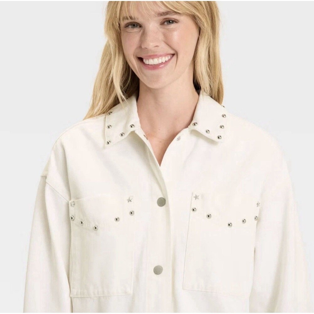 NWT Women's Studded Chore Denim Jacket - Universal Thread White Size L - Picture 3 of 17